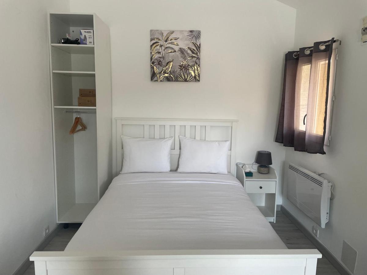 Residence Chene- 15 Mn De Paris Et 05 Mn D'Orly Aeroport วีรี-ชาตีญง ภายนอก รูปภาพ