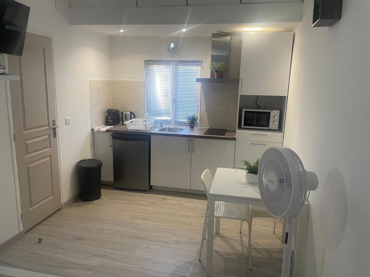Residence Chene- 15 Mn De Paris Et 05 Mn D'Orly Aeroport วีรี-ชาตีญง ภายนอก รูปภาพ