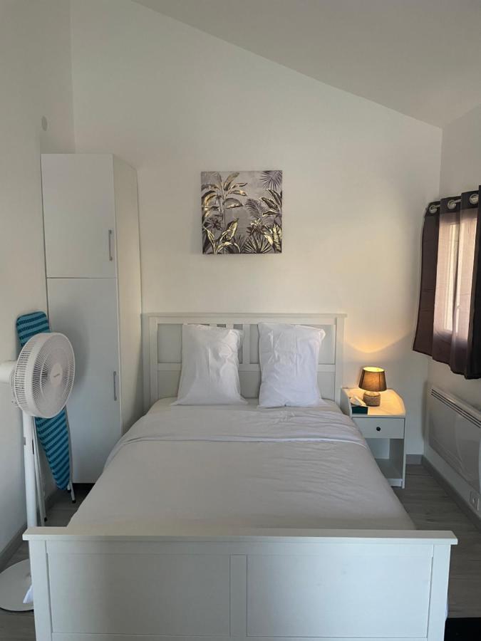 Residence Chene- 15 Mn De Paris Et 05 Mn D'Orly Aeroport วีรี-ชาตีญง ภายนอก รูปภาพ