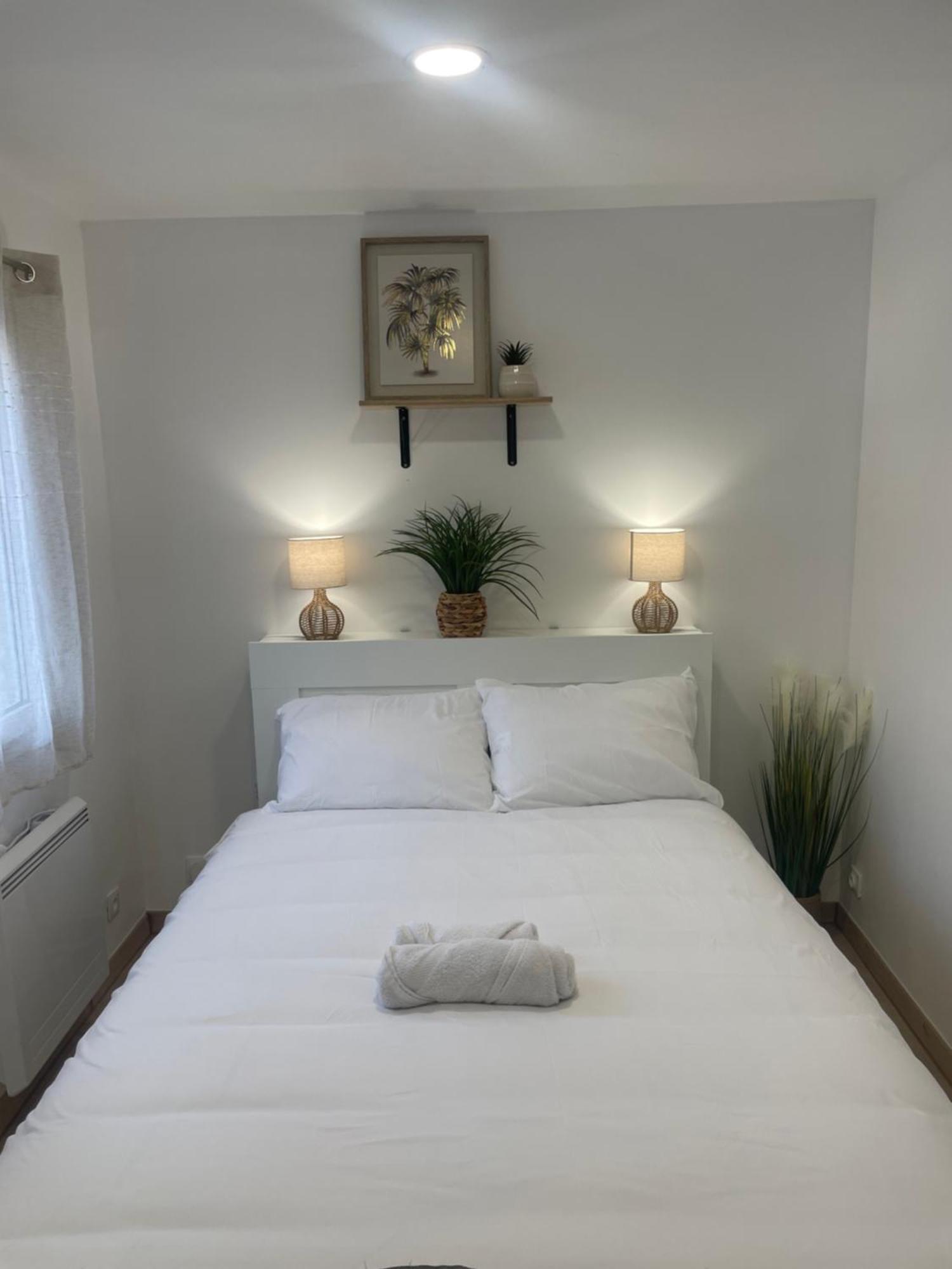 Residence Chene- 15 Mn De Paris Et 05 Mn D'Orly Aeroport วีรี-ชาตีญง ภายนอก รูปภาพ