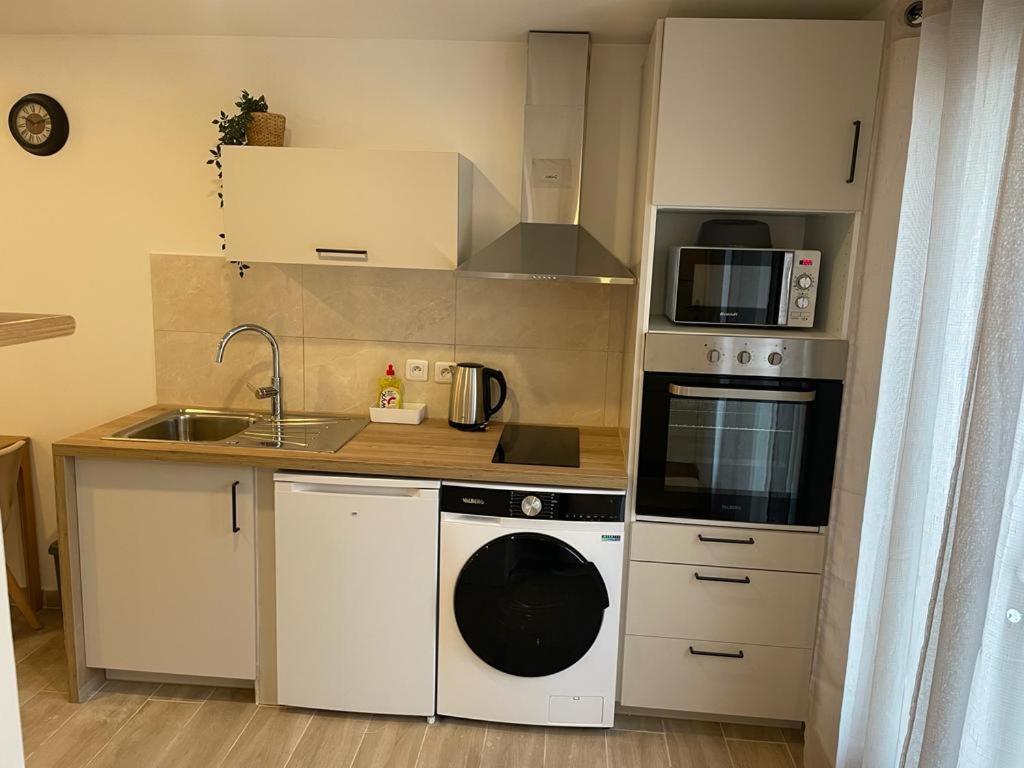 Residence Chene- 15 Mn De Paris Et 05 Mn D'Orly Aeroport วีรี-ชาตีญง ภายนอก รูปภาพ