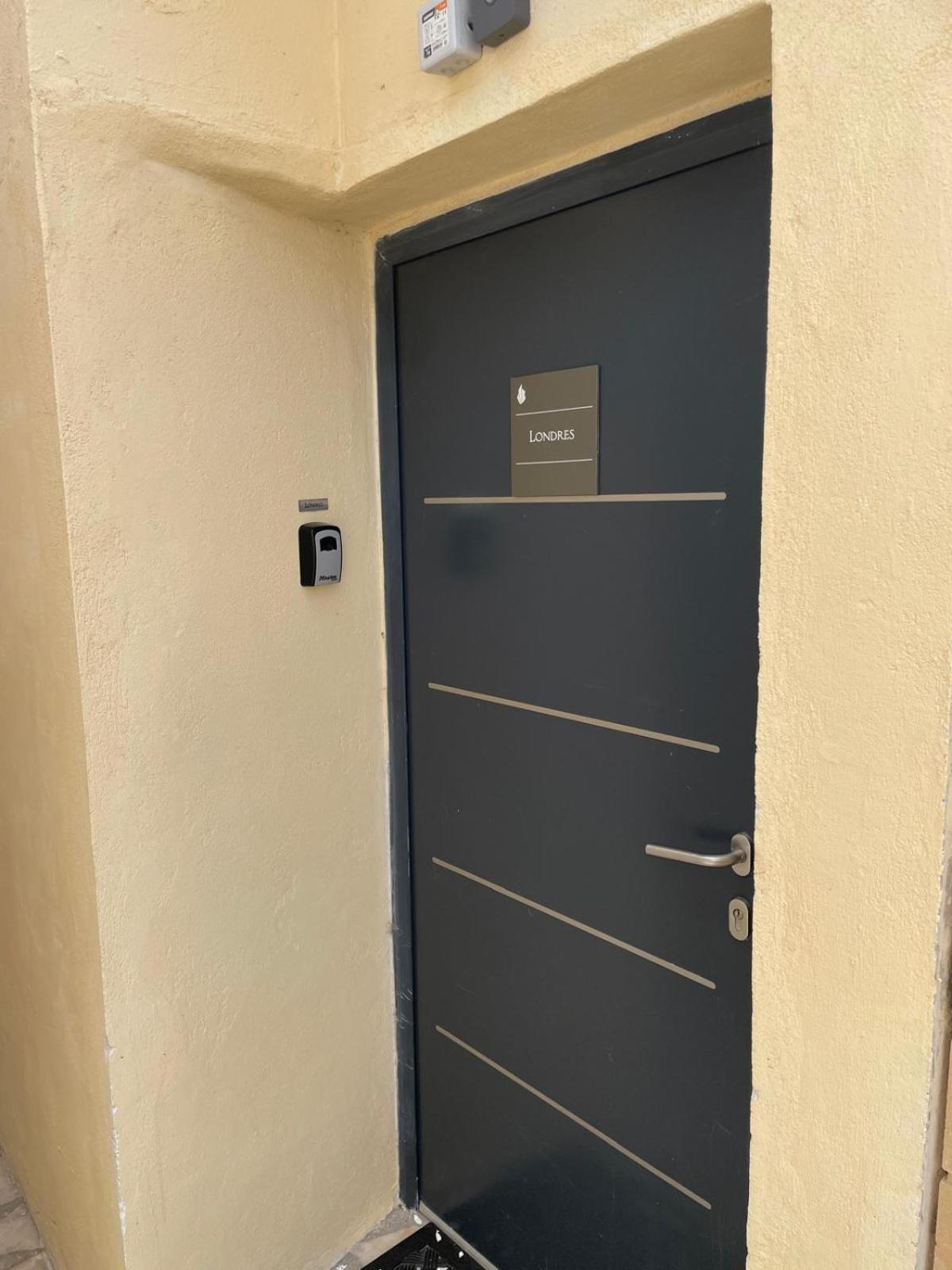 Residence Chene- 15 Mn De Paris Et 05 Mn D'Orly Aeroport วีรี-ชาตีญง ภายนอก รูปภาพ